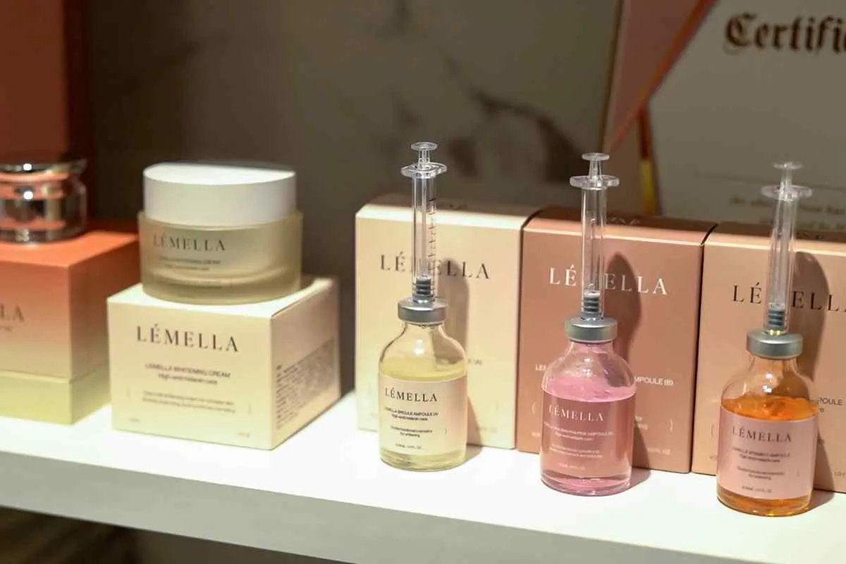 肌への負担を抑えたメラニンケア技術